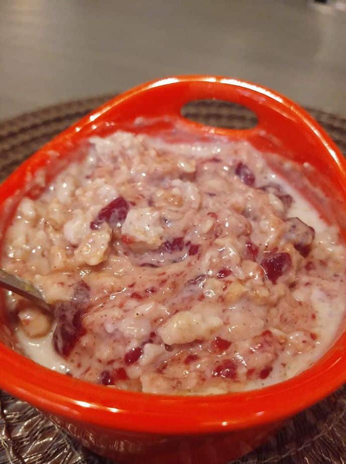 peanut butter and jelly oatmeal